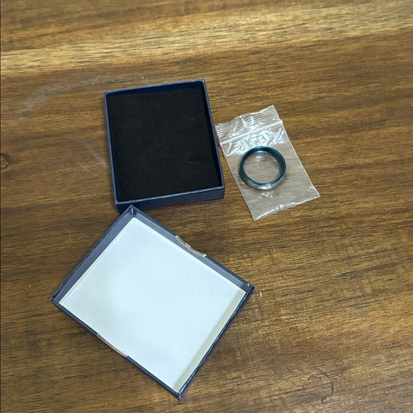 Men's Blue and Silver Ring - Picture 6 of 7